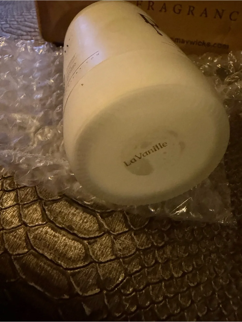 Drip Hydrating Body Milk - White La vanille scent dupe for Burberry goddess new!
